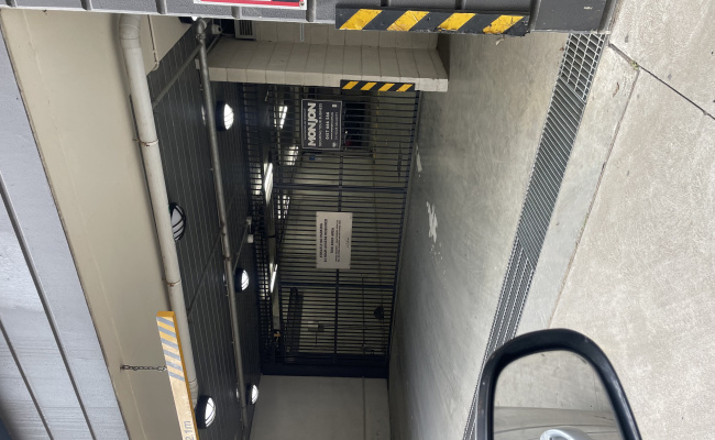 Convenient & secure tandem parking space