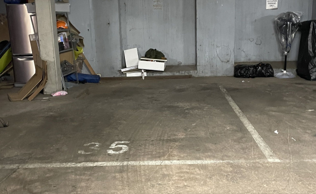 Indoor lot parking on Drewery Lane in Melbourne Victoria
