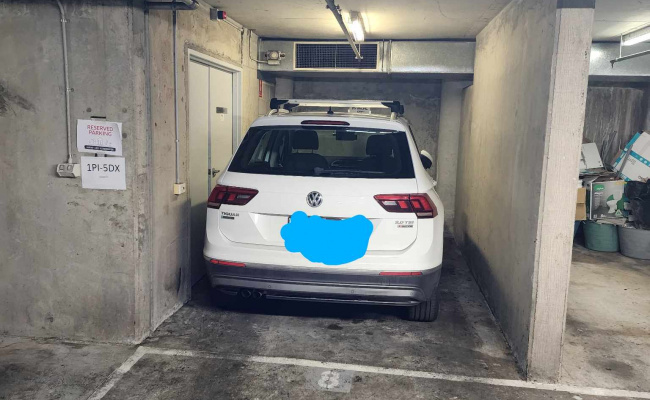 CAR PARK, CITY, 24x7, NEXT TO MELBOURNE CENTRAL