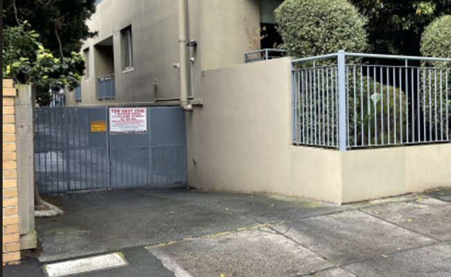 Secure Remote access Car Space in St Kilda