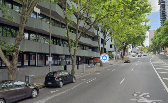 CBD-Edge Secure Parking - Walk to City in Minutes