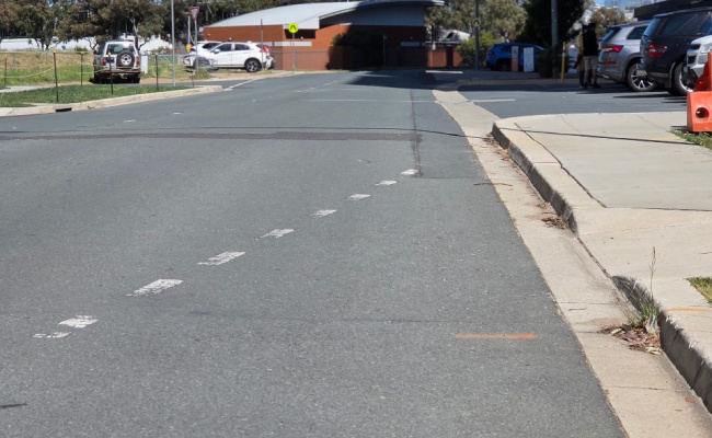 Secure Garage near Gungahlin Marketplace for Rent available.