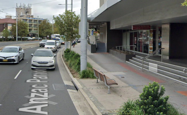 PARKING (secured & indoor) near UNSW (along Anzac Parade & near Kensington Lightrail)