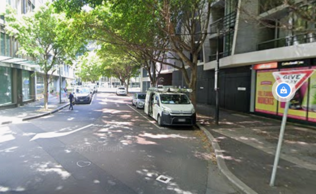 Parking space near CBD. TRAMS 35, 70, 75, 86 is just across the road.