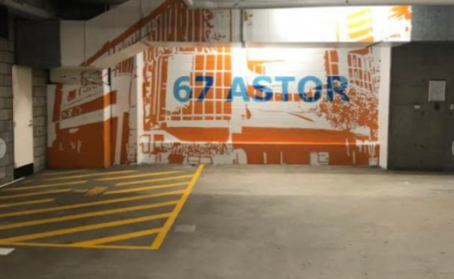 Spring Hill - Secured Reserved Parking Space In CBD