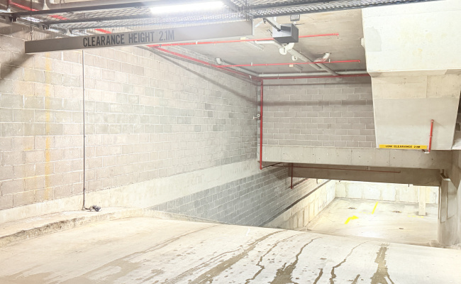 Undercover Underground Parking Near TAFE & St George