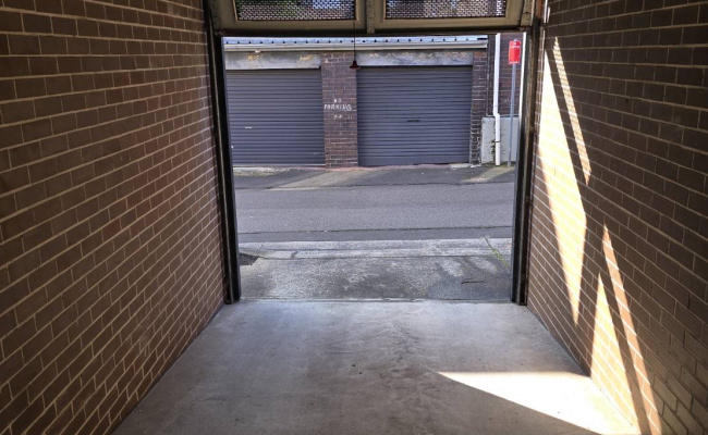 Large Garage in Barker Street, Kensington, NSW, near UNSW