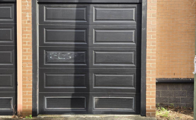 Large Garage in Barker Street, Kensington, NSW, near UNSW