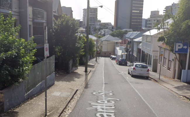 Great Parking Space in Spring Hil near CBD