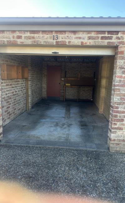 Parking Spot in Surf Beach, close to the beach and shops!