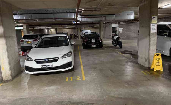 Great Underground Parking Spot with access elevator, location 79-87 Beaconsfield St