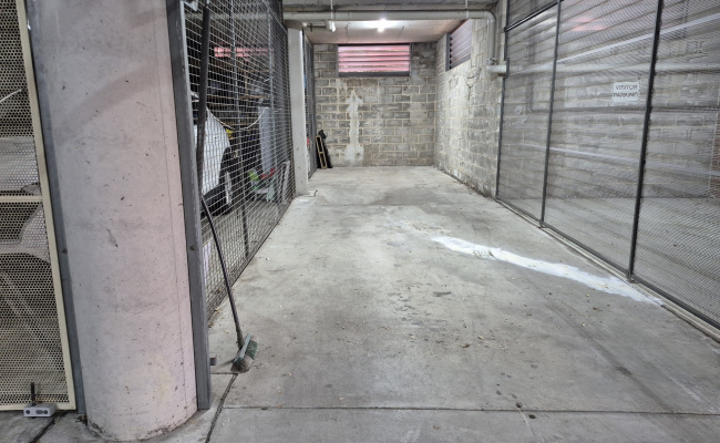 Two-car Garage in a Prime Location