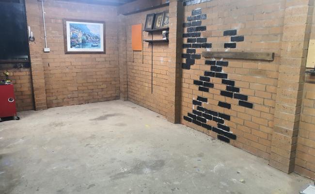 Lock up garage parking on Bent Place in Ruse New South Wales