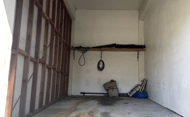 Secure Lock-up Garage Space in Waverley