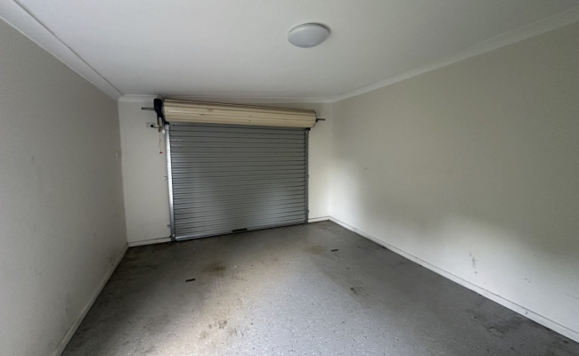 Garage in Rhodes