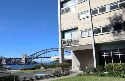 Parking space in McMahons Point