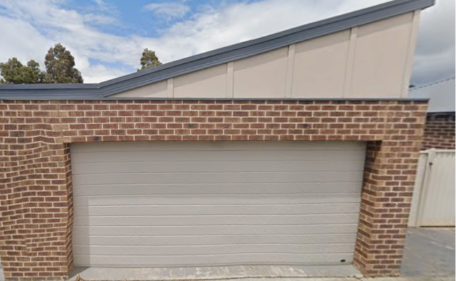Lock up garage parking on Boardwalk Boulevard in Point Cook Victoria
