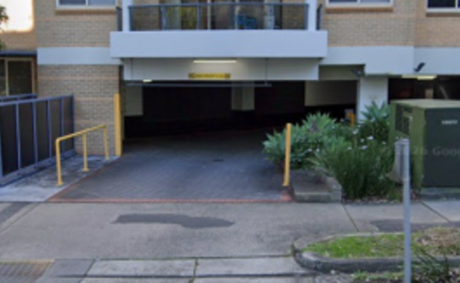 Indoor parking Wolli Creek Bonar Street