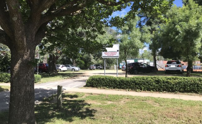 Outside parking on Braddon Tennis Club in Elder Street