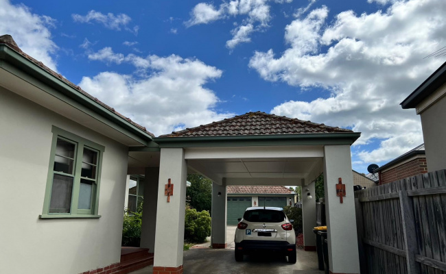 Driveway parking on Brownbill Street in Geelong Victoria