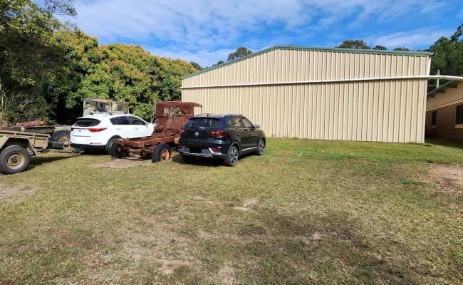 Outside parking on Browns Road in Ningi Queensland