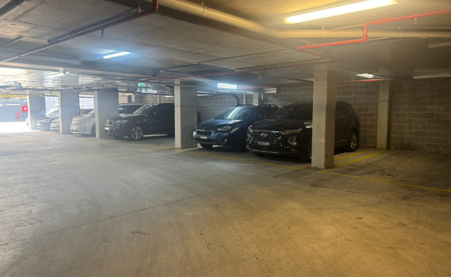 Macquarie Park Unreserved Monthly Parking via LPR access