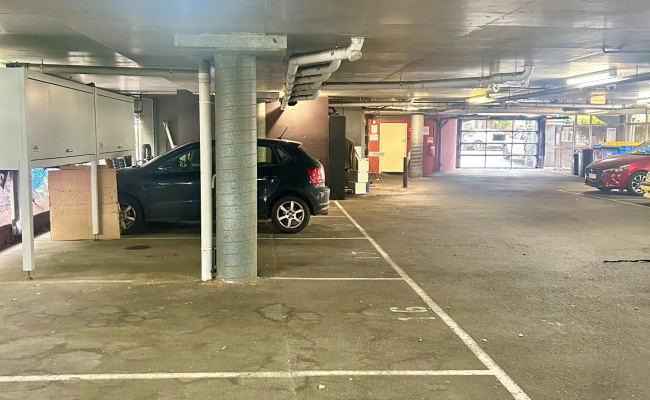 Collingwood Parking Spot - secure and central