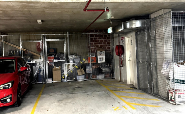 Indoor lot parking on Campbell St in Liverpool