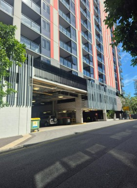Bowen Hills - Secure Indoor Parking Near Exhibition Train Station