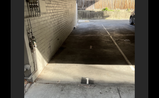 Convenient Undercover Car Park in Glen Iris