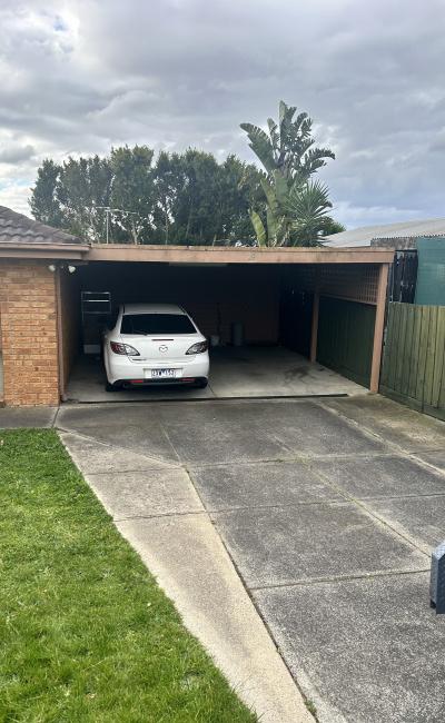 Carport in Hampton park .