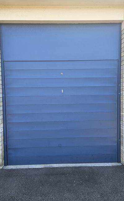 Great Lock up Garage Space 3 mins from Top Ryde and buses