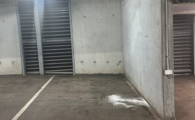 Great parking space in the heart of the Southbank