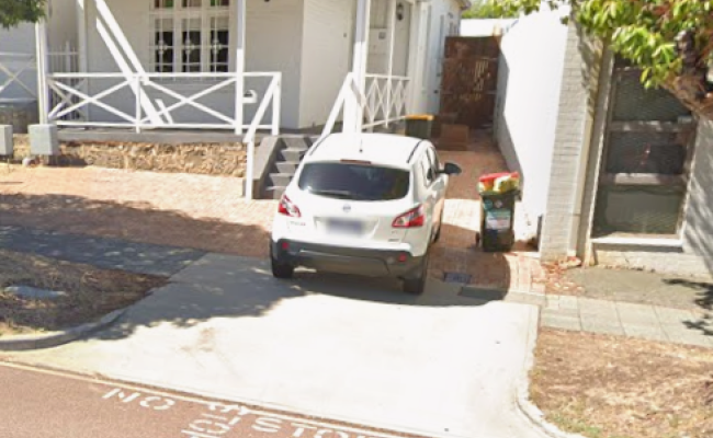 Claisebrook - Outside Parking