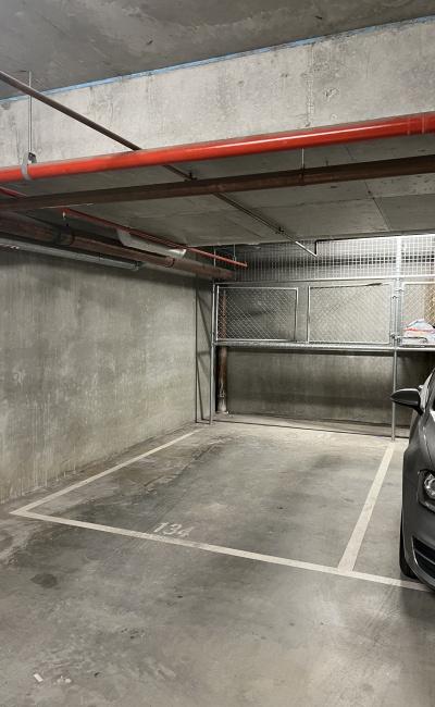 Convenient & Secure Footscray Park