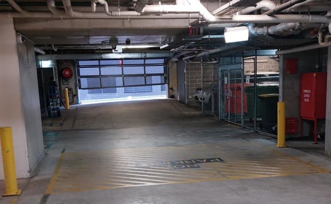 Lock up garage parking on crown street in Darlinghurst