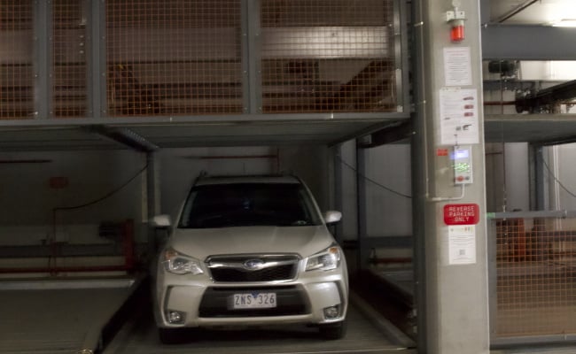 Premium, secure parking spot in the center of Cremorne
