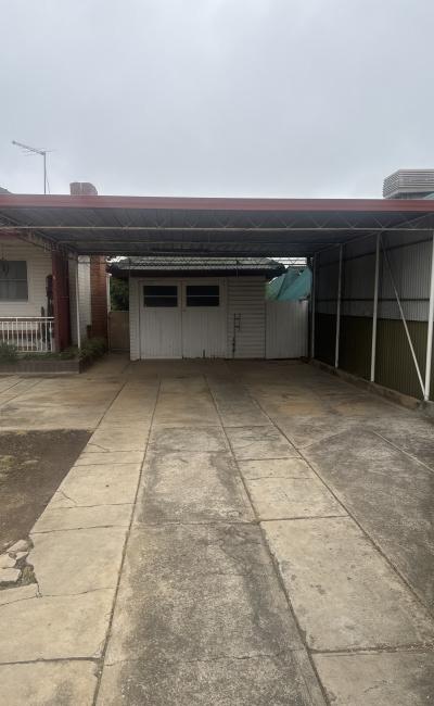Undercover parking space close to hospitals and day surgeries