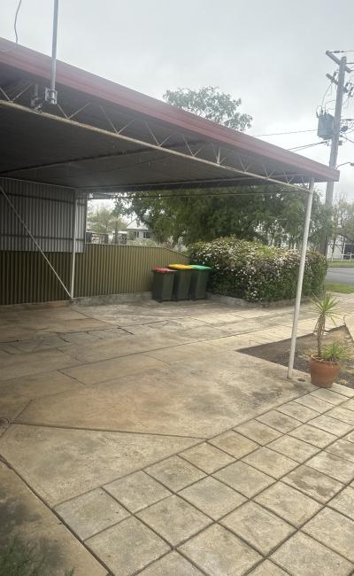 Undercover parking space close to hospitals and day surgeries