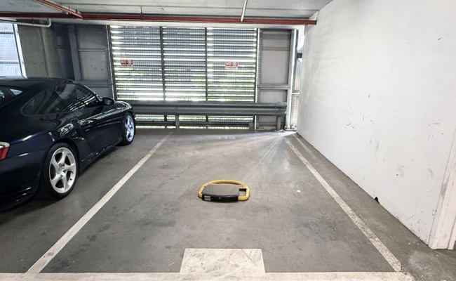 Secure Large Corner Undercover Car Park for Rent in Docklands - Docklands Drive 24/7 access 414