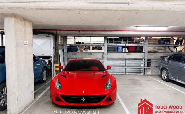 Secure Car Park for Rent in South Melbourne 63 Dorcas St (93b)
