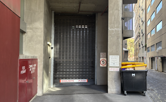 Parking near CBD - Dorcas Street