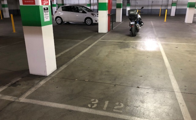 Undercover parking on Drummond St in Carlton