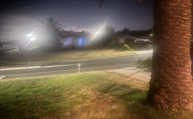 Beautiful beach location right next to Hallett cove beach train station