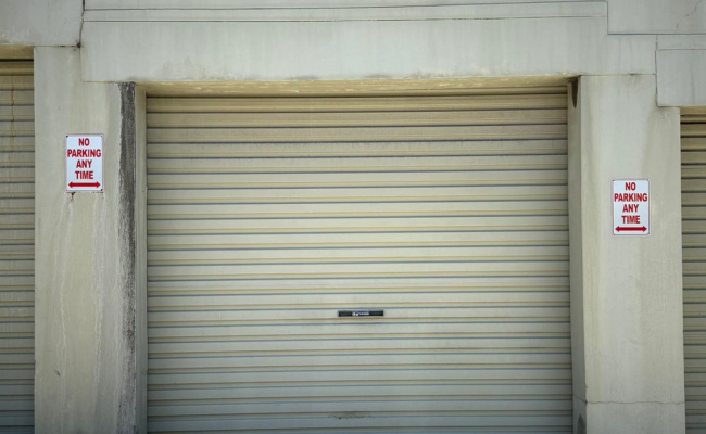 Bondi Beach Lock up Garage