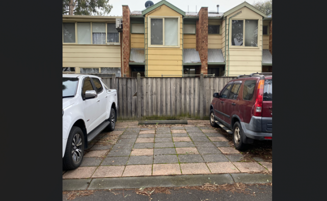 Brunswick - Awesome Parking in between Sydney Road & Lygon Street #4