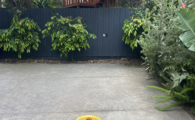 Great secure off-street parking space in St Kilda