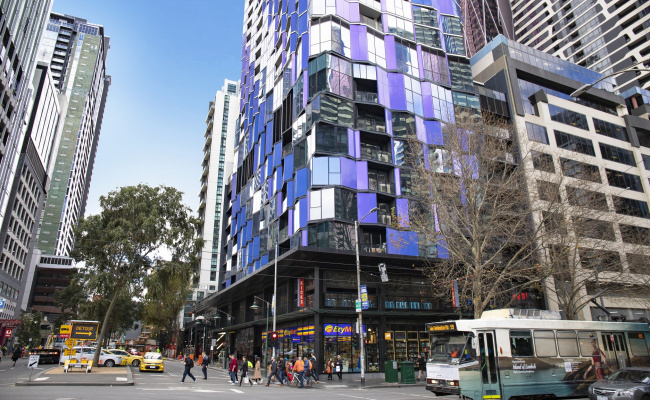 24 hours safe carparking indoor in CBD Close to RMIT Mel Uni