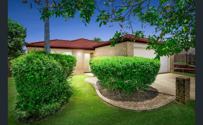 Driveway parking on Esk Place in Kallangur Queensland