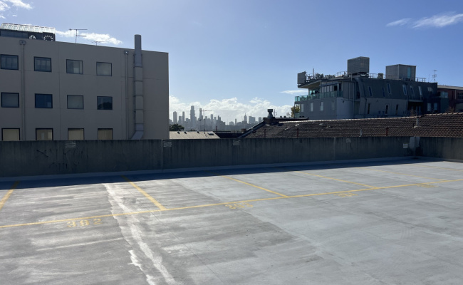 Rooftop Parking in Prime Location